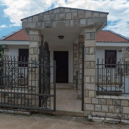 Villa Julia Petrovac Zewnętrze zdjęcie